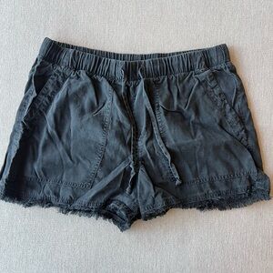 Bella Dahl Charcoal Gray Frayed Hem Shorts